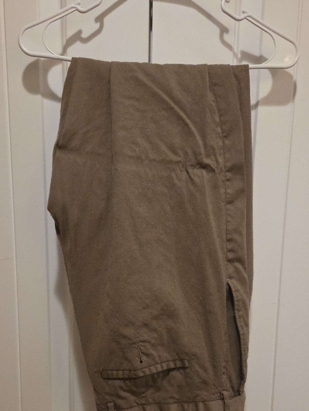 Lands' End Men's Khaki Chino Pants in Light Brown
